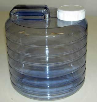 Collecting vessel with cap